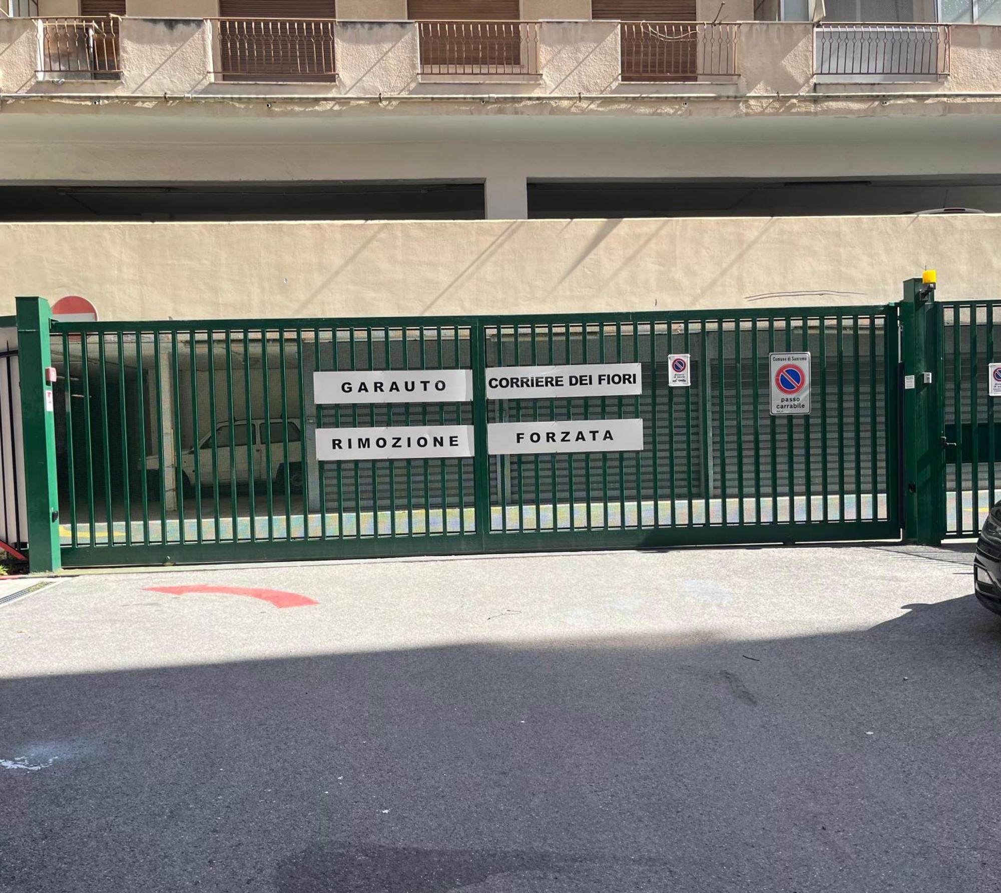 Casa Carina Centro Citta Con Garage Privato Apartment ซานเรโม ภายนอก รูปภาพ